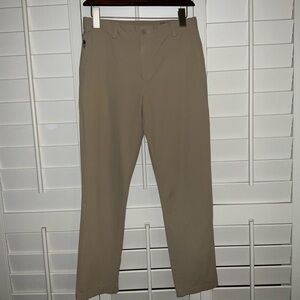 Vineyard Vines Kids Khaki Performance chinos.. 14